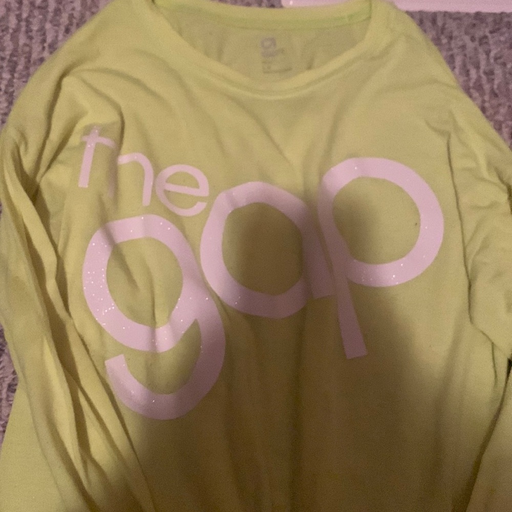 GAP Active Logo Long-Sleeved Tee